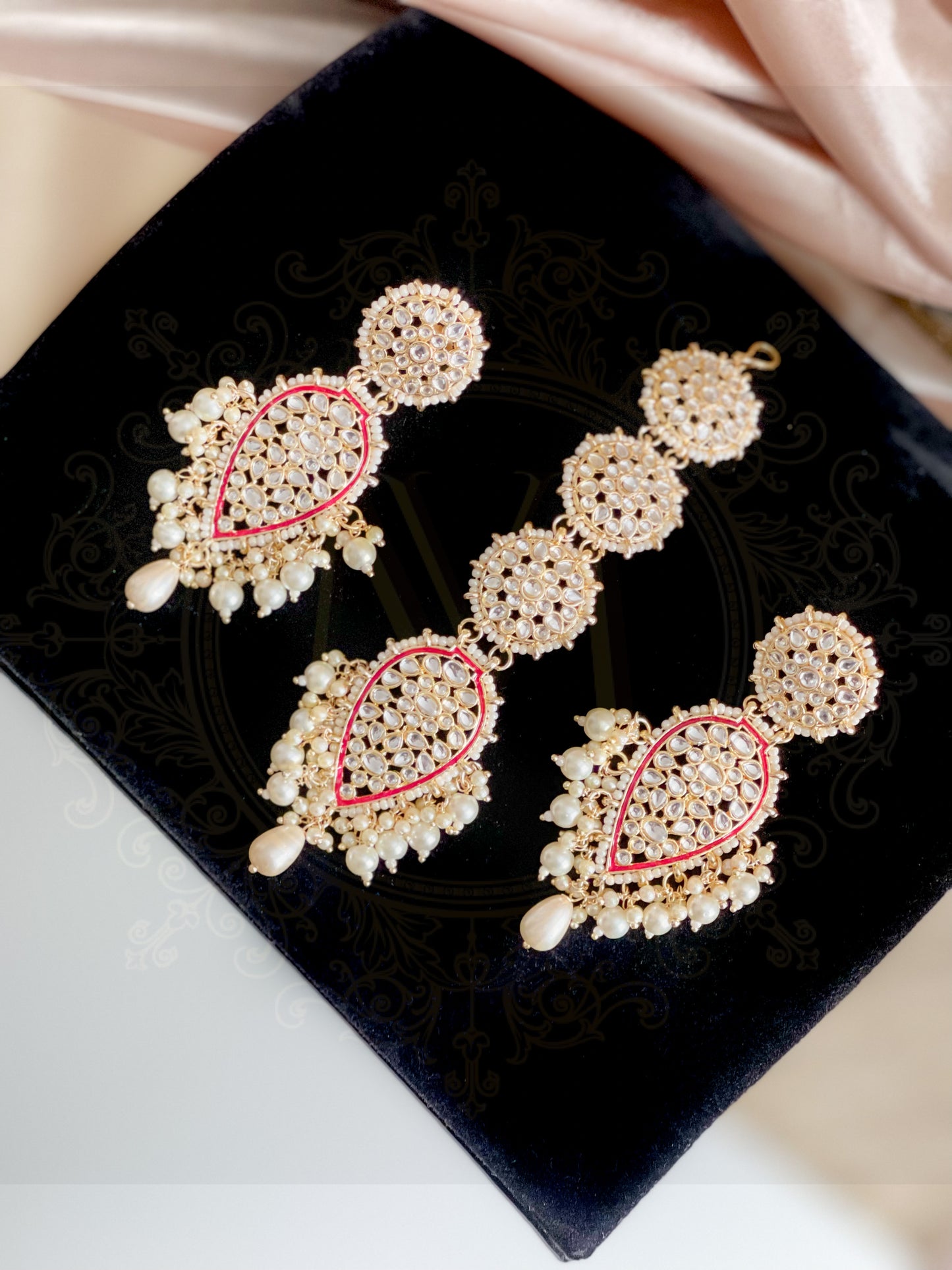 Shama Earring & Teeka Set